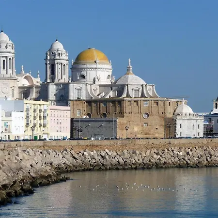 Regio 2 Hotel Cadiz